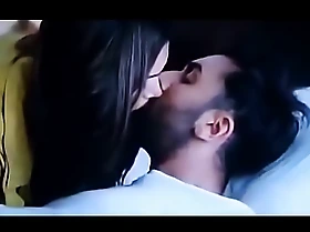 Bollywood deepika padukone coupled with ranbir kapoor tamasha movie giving a kiss video