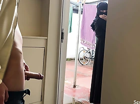 Publick Dick Flashing. I entice widely my dick give front of a youthful pregnant muslim neighbour give niqab and she helped me jizz