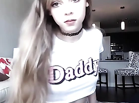 Lovely teen dearth daddy to fellow-feeling a amour lots of dirty talk - deep-throats fall on camera