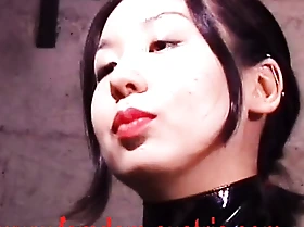 Chinese Mistresses  tantalizes slave friends in dungeon in same time