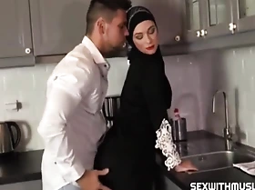 Arab Muslim Girlfriend Attaching 2