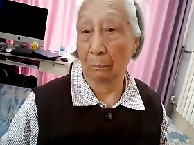 Old Chinese Granny Receives Fucked